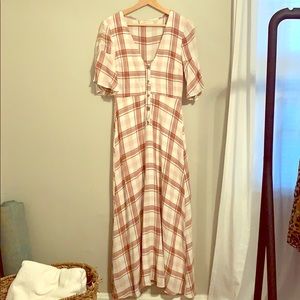 URBAN OUTFITTERS maxi dress size XS